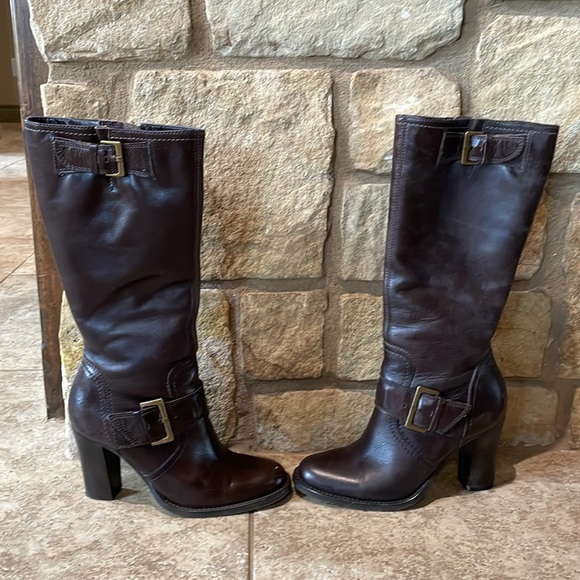 BP Boots - Picture 2 of 5